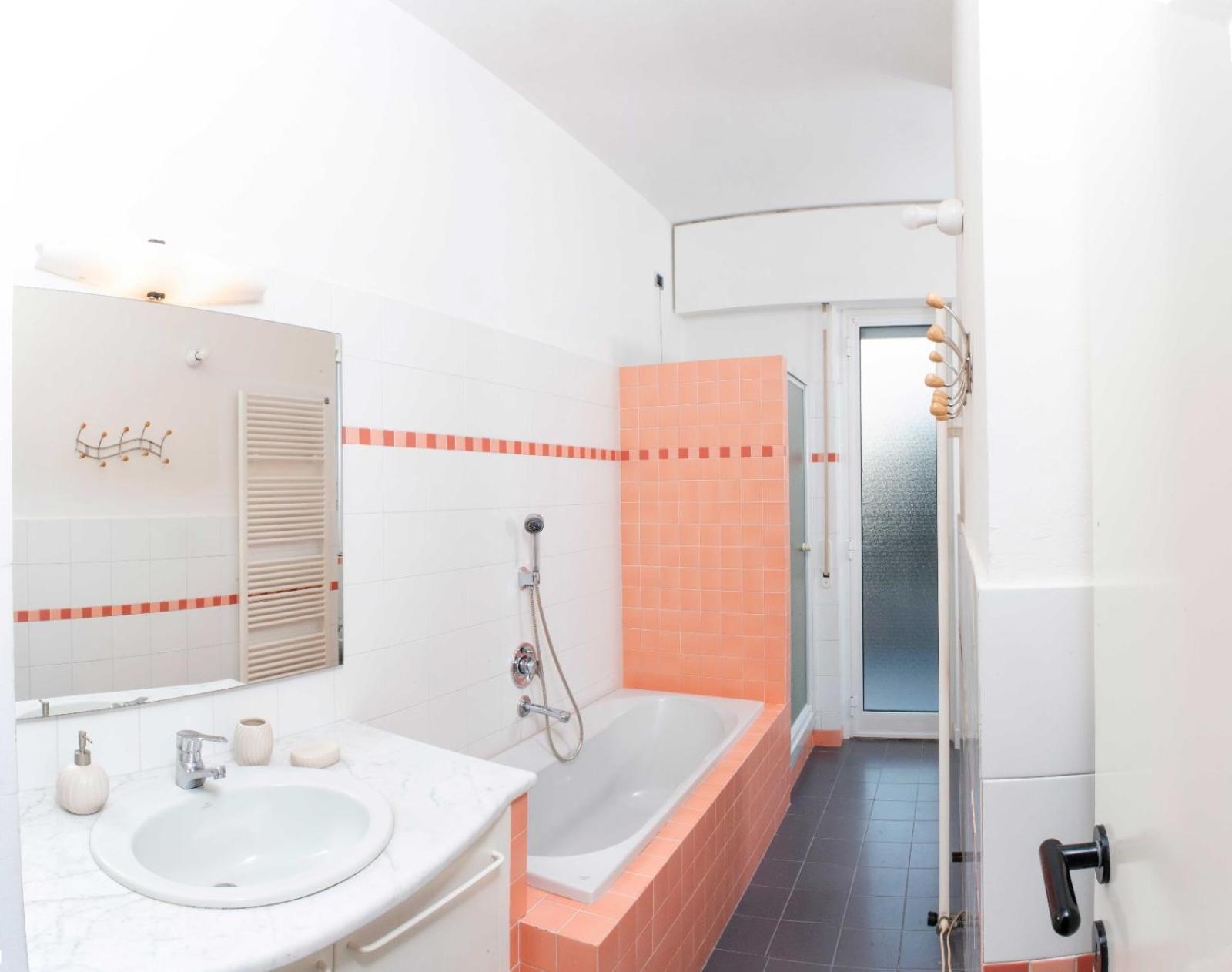 Casa Lorenza Albisola Superiore Exteriér fotografie